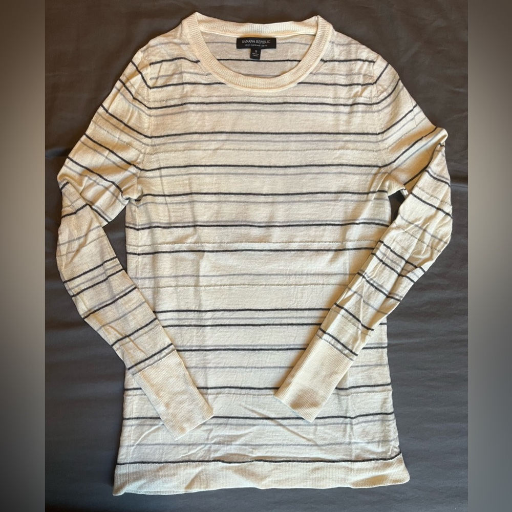 Banana Republic 100% Merino Wool Striped Long Sleeve Sweater Size Small